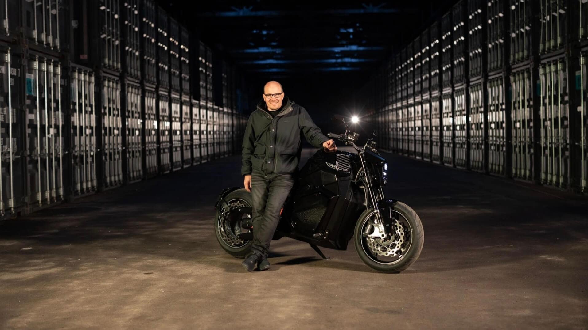 Verge Motorcyclesin vauhti kiihtyy – viiden miljoonan euron rahoituskierros toi mukaan nimekkäitä moottoriurheilun ammattilaisia